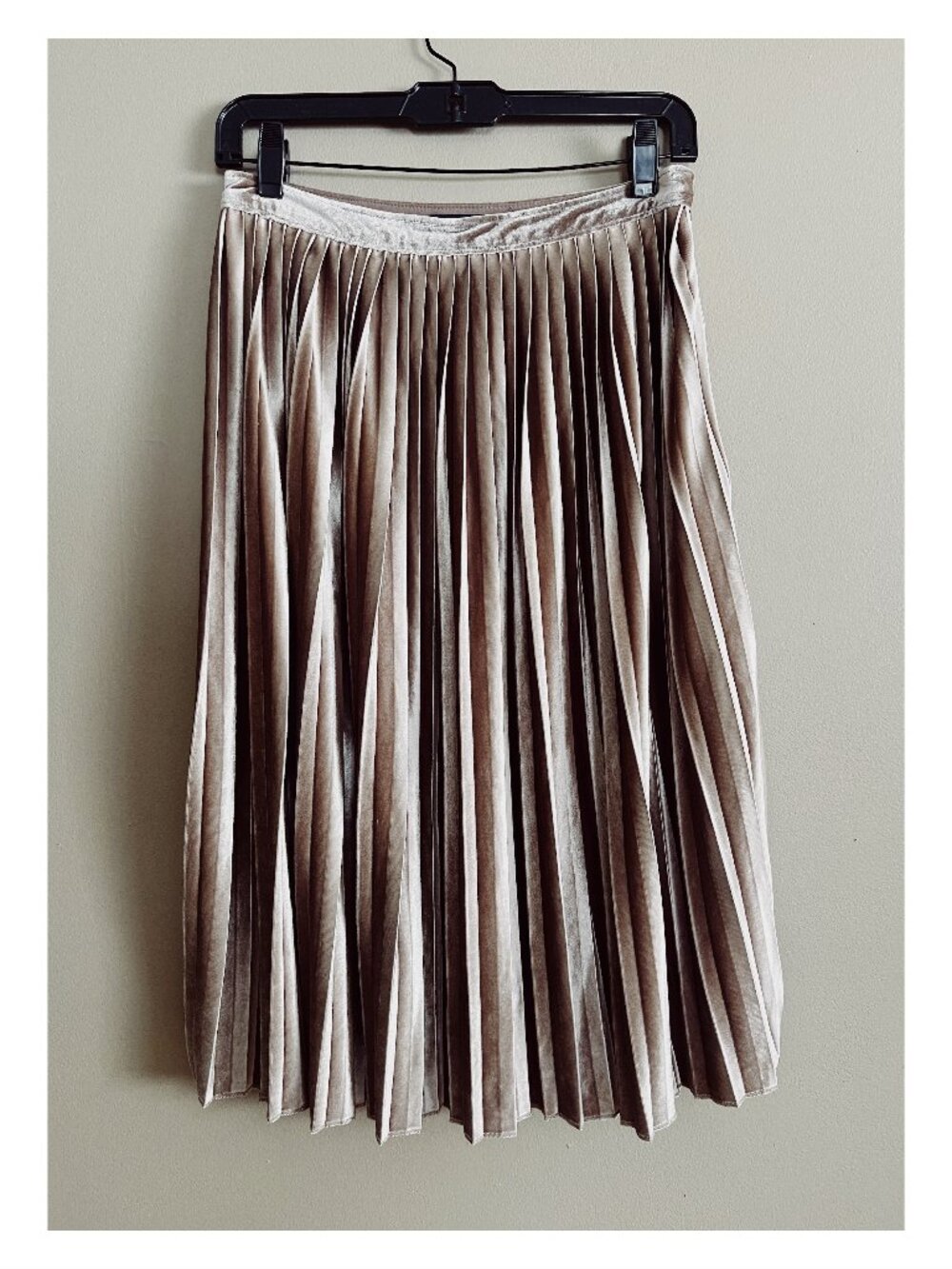 Abercrombie & Fitch Sz S Taupe Velvet Pleated Midi Skirt